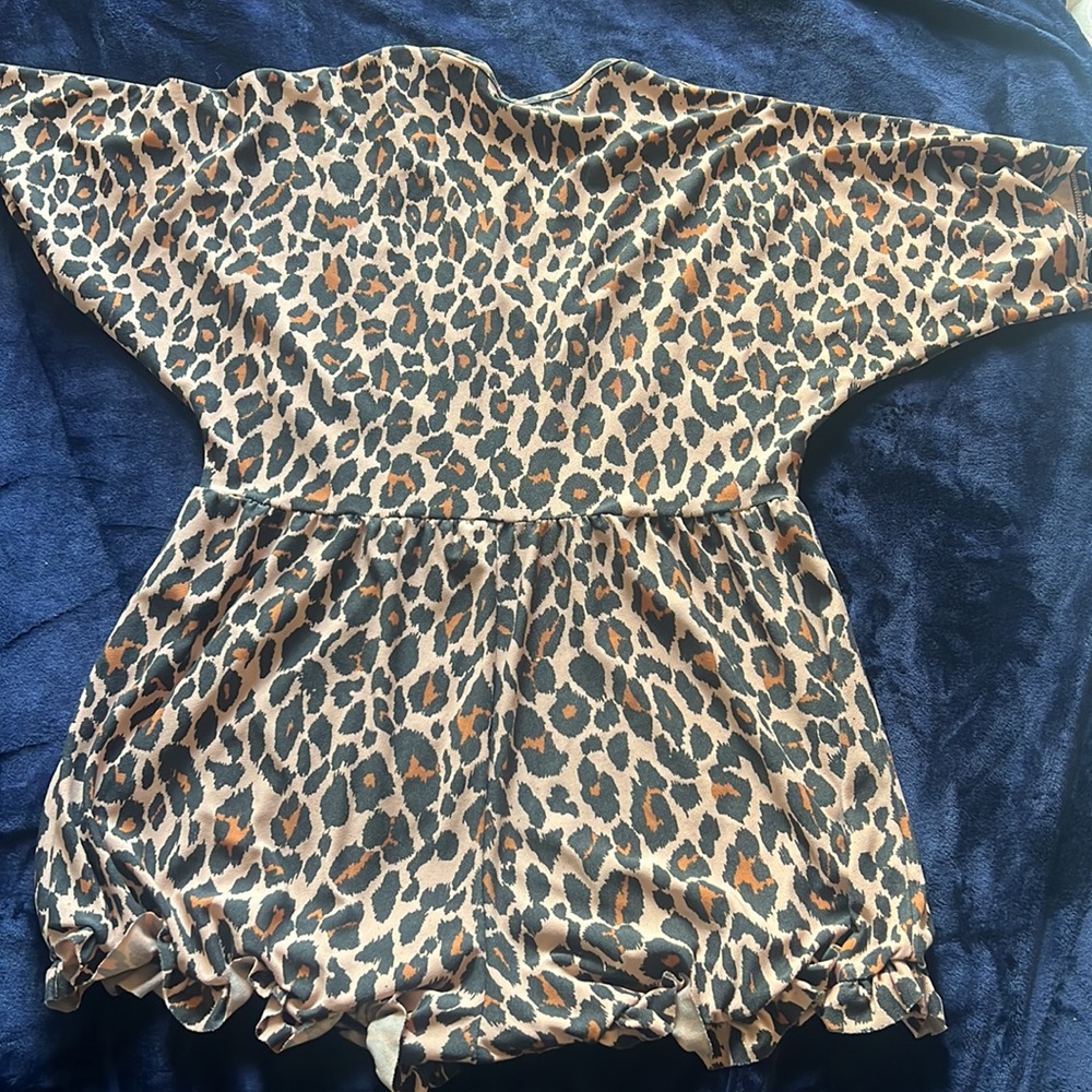 Romper - Picture 6 of 6